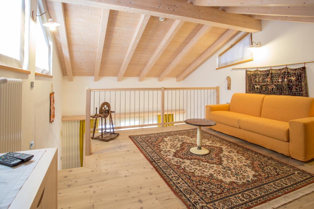 Castelir Suite Hotel Panchia Bilik gambar